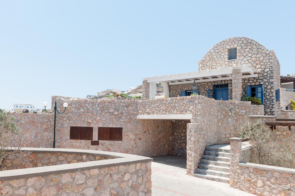Red Cliff Villa 2Bedroom Villa With Caldera View And Plunge Pool Akrotírion Quarto foto